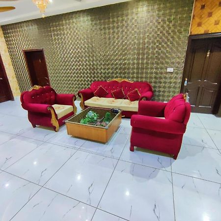 Hotel Pak Continental Multan Eksteriør billede