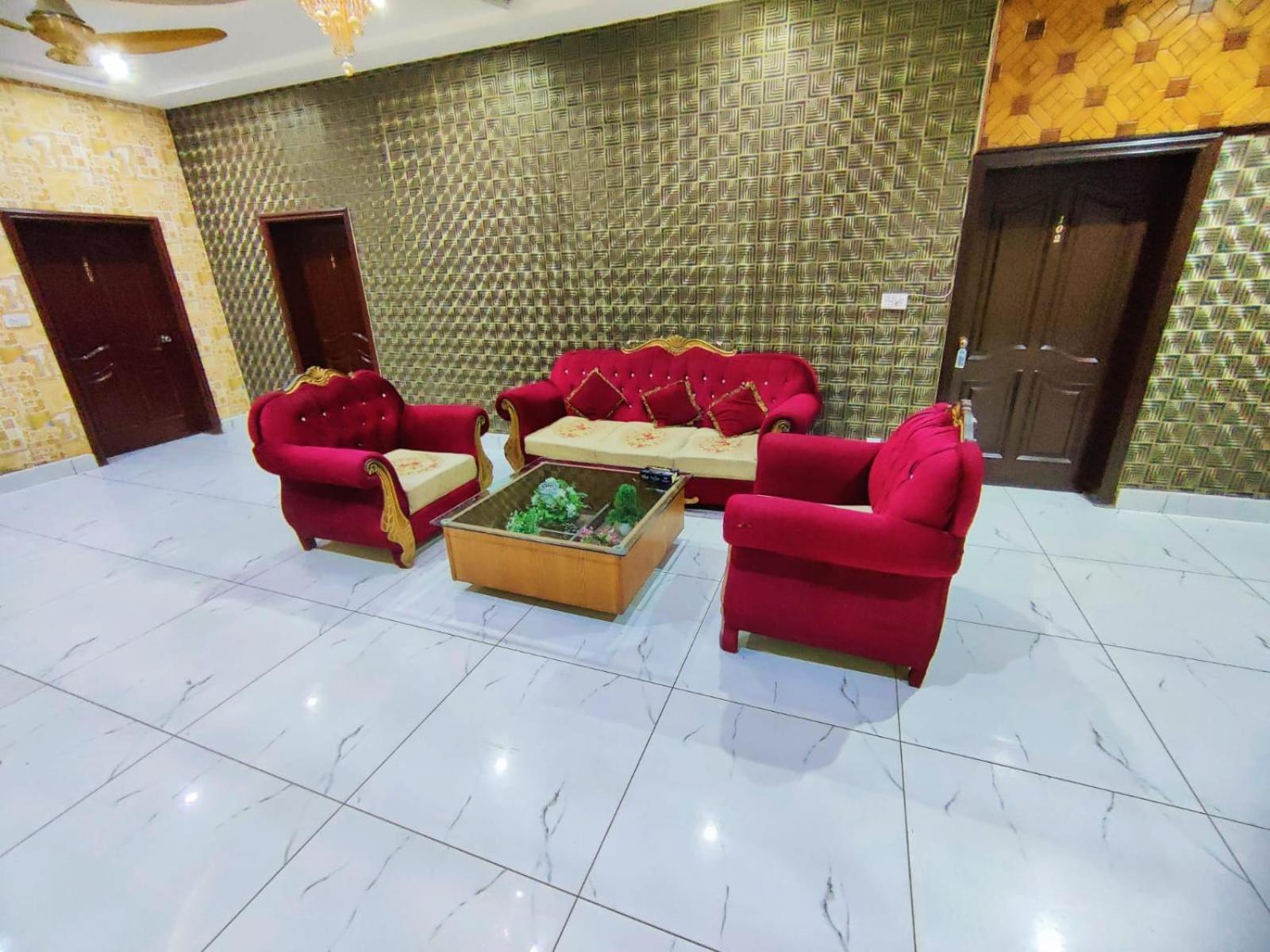 Hotel Pak Continental Multan Eksteriør billede